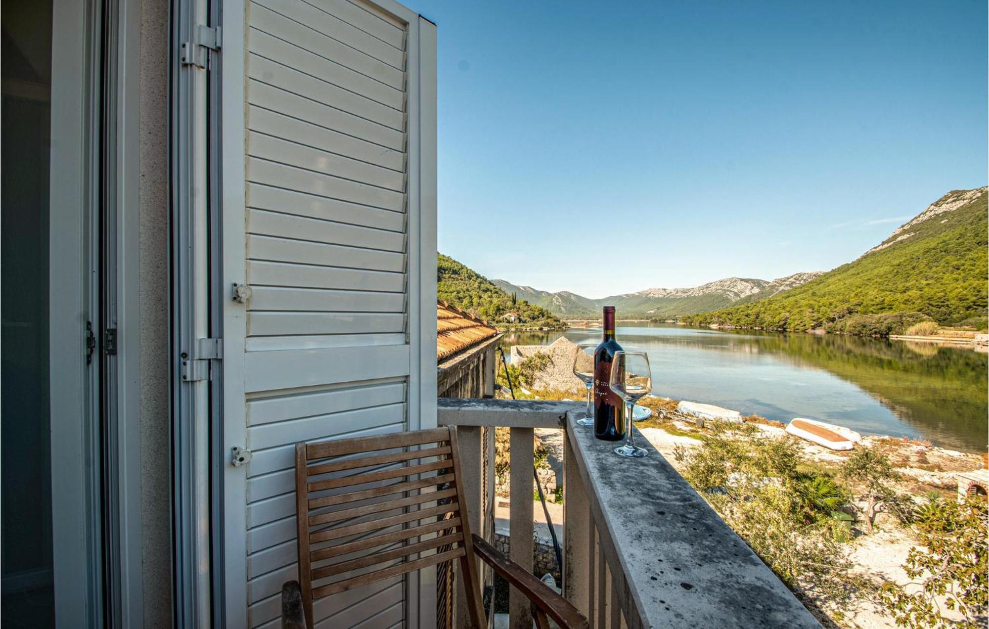 2 Bedroom Beautiful Apartment In Ston Exterior foto