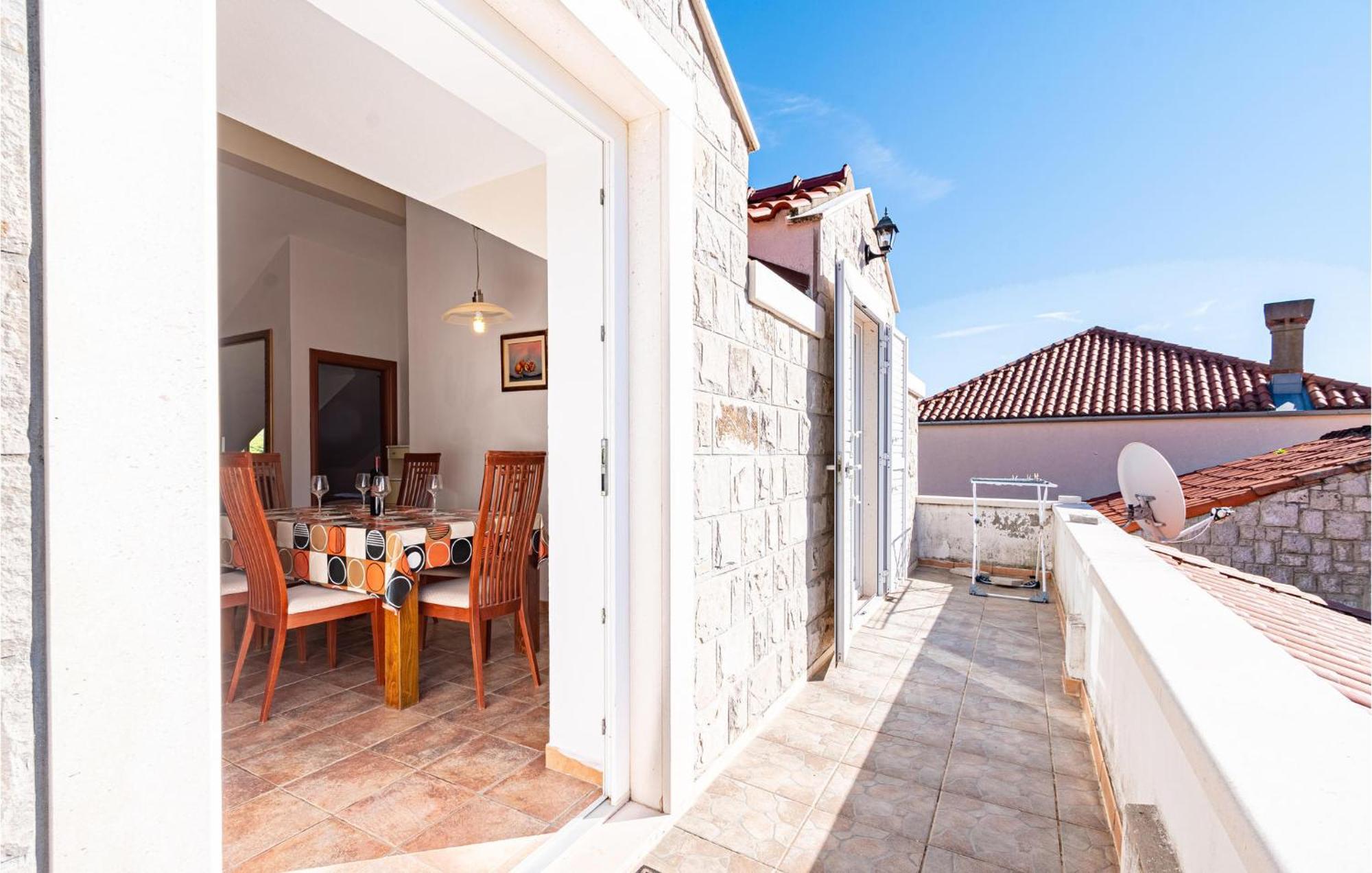 2 Bedroom Beautiful Apartment In Ston Exterior foto
